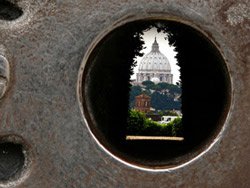 1st keyhole