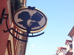 Knoesel Chocolate manufacturer