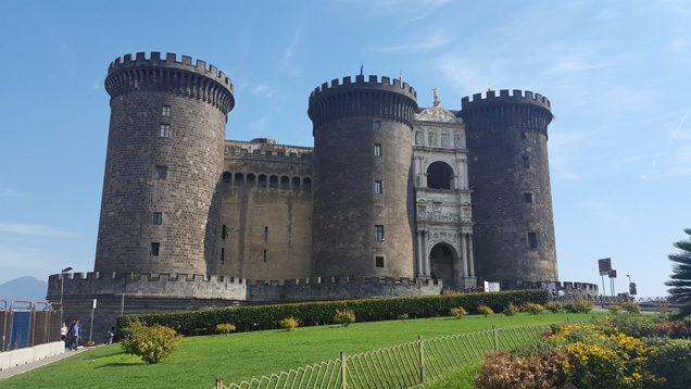 Castel Nuovo, Naples