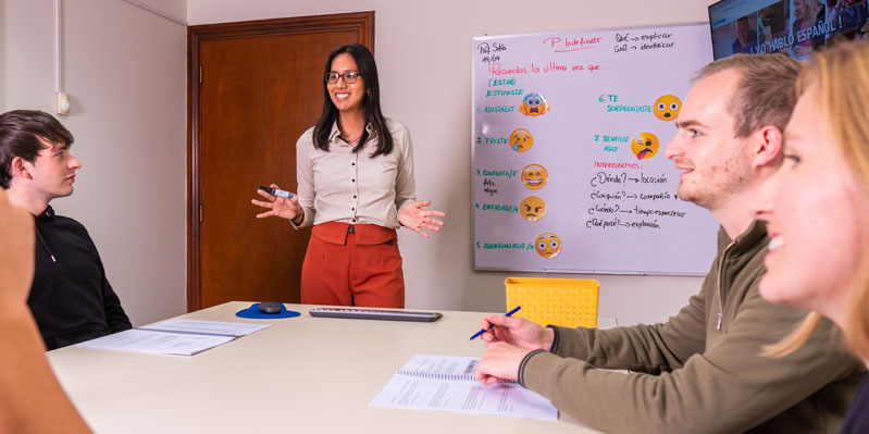 Spanish class in Lima