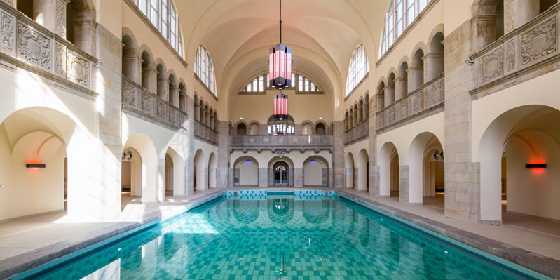 Swimming pool on campus