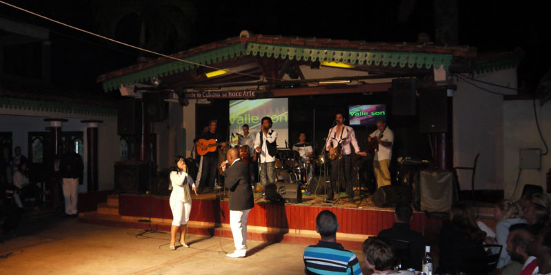 Salsa evening